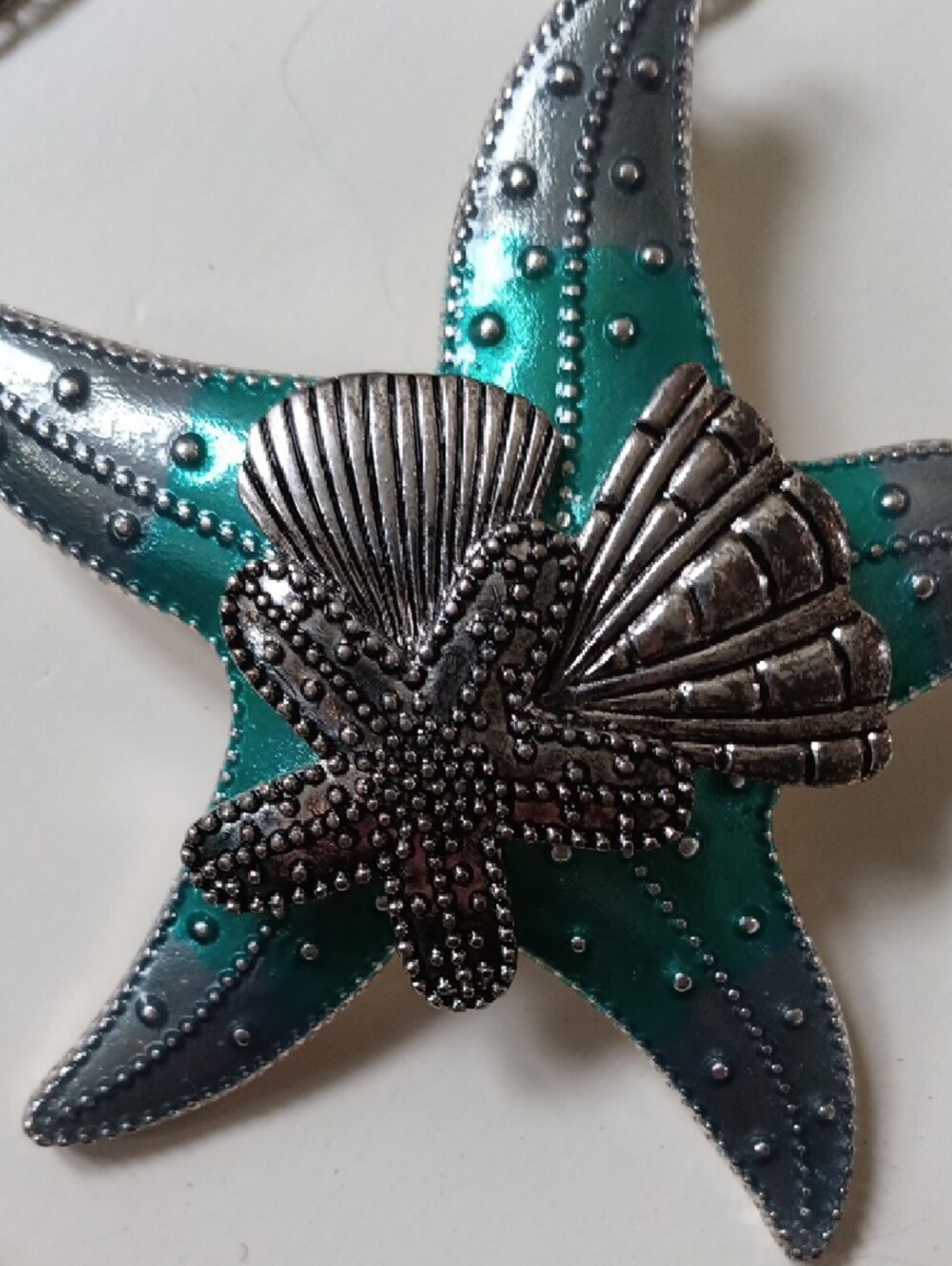 + Starfish Shell Large Pendant Statement Necklace - Picture 2 of 7